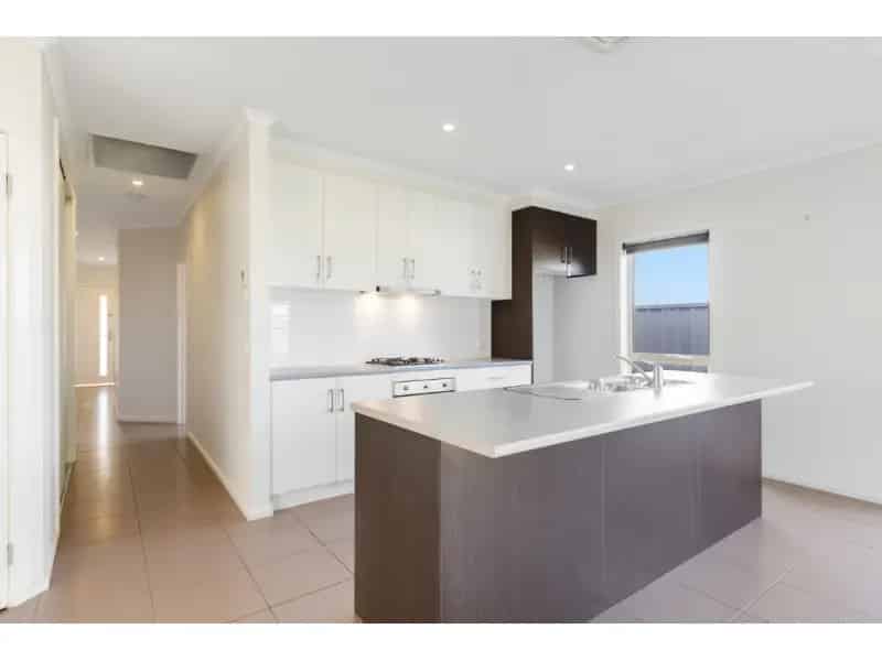 Townhouse In Great Area