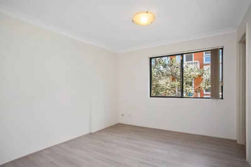 Real Estate For Lease - 8/12 Campbell Parade - Manly Vale , NSW