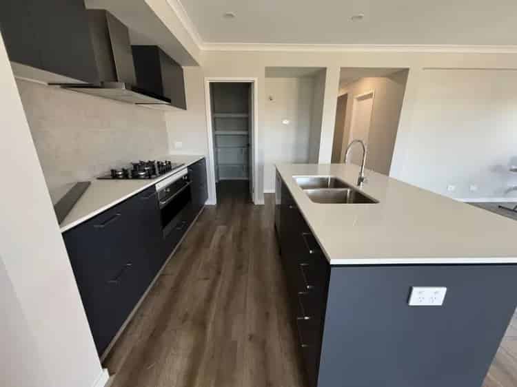 Stunning Brand New 4-Bedroom Home in Truganina!