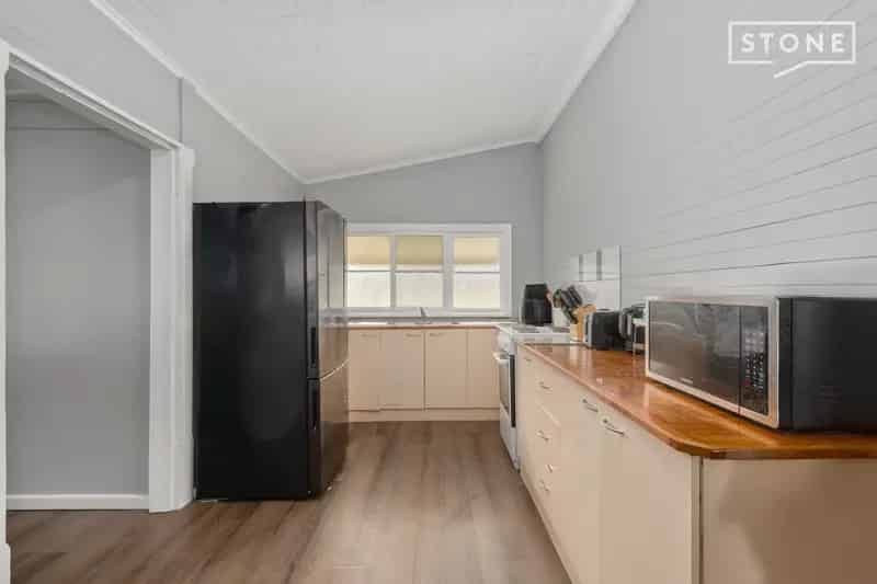 Real Estate For Sale - 62 Government Road - Weston , NSW