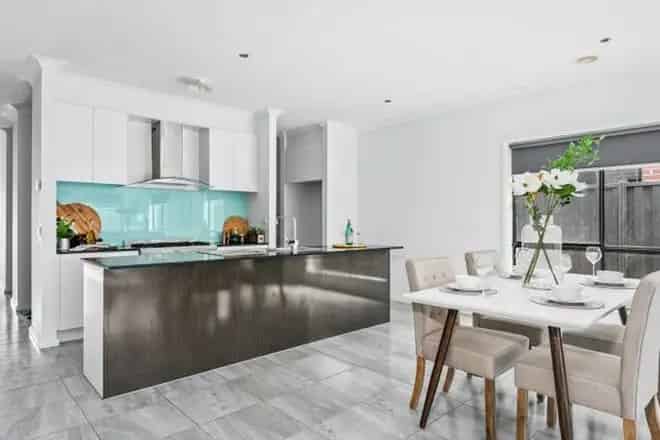 House For Rent , 350, Davis Road, Melbourne, Victoria
