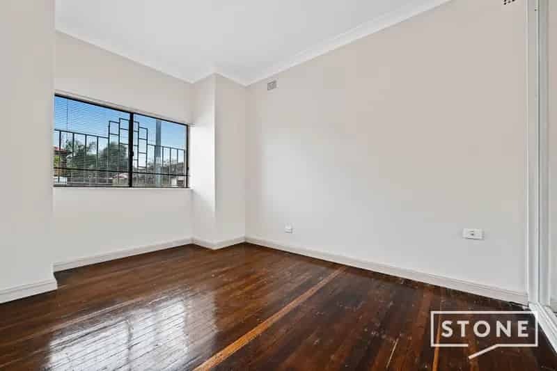 Real Estate For Lease - 4 Grimwood Street - Granville , NSW