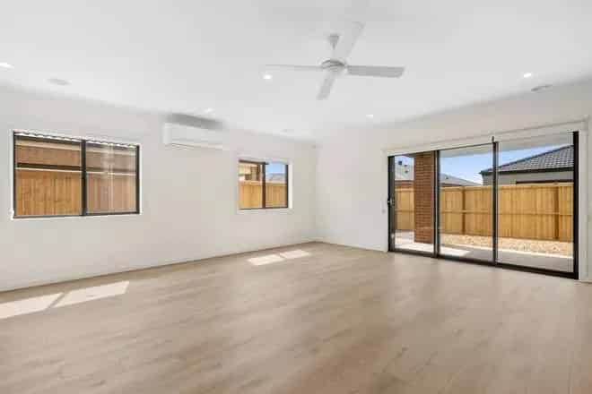 House For Rent , 16, Woodland Street, Lara, Victoria