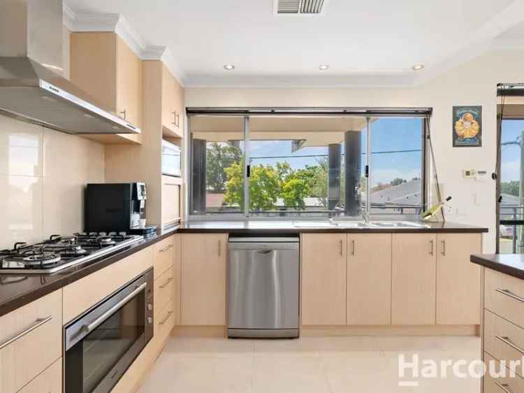 House For Sale in City of Mandurah, Western Australia