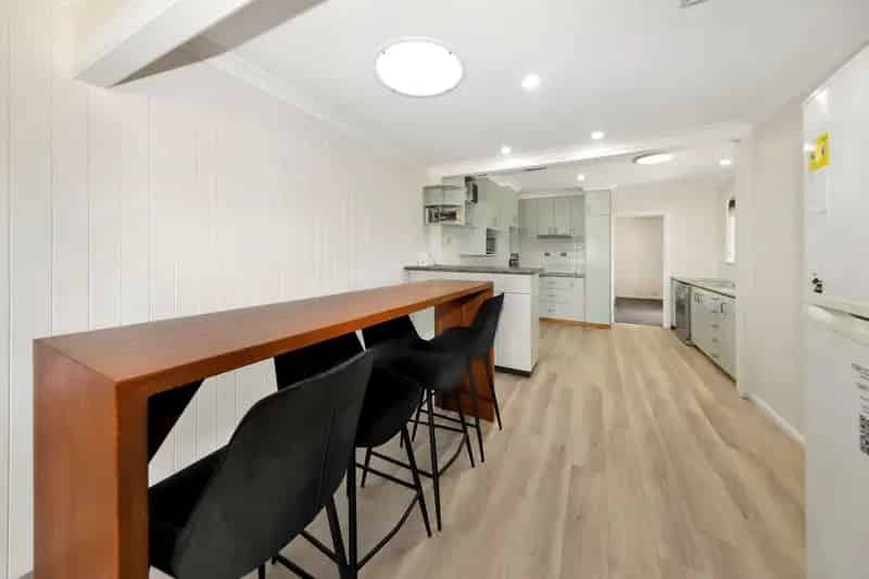 Buy 4 Bedroom House in Tumut with Modern Features and Spacious Yard