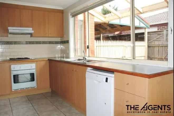 House For Rent , 99, Myers Parade, Melbourne, Victoria