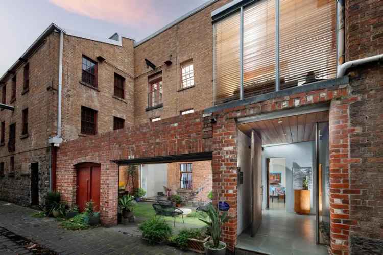 Residential For Sale in Melbourne, Victoria