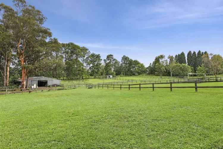 Equestrian Paradise 6 Acres Cottage Granny Flat Stables Arcadia NSW