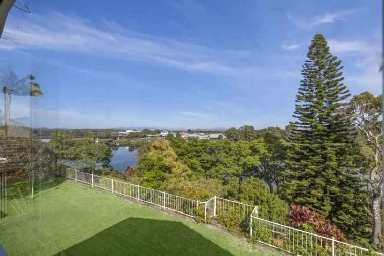 Buy House in East Kempsey with Stunning River Views and Spacious Layout