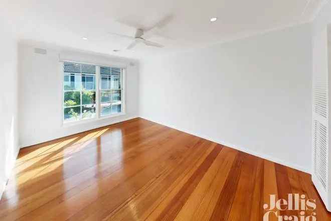 Apartment For Rent in Melbourne, Victoria