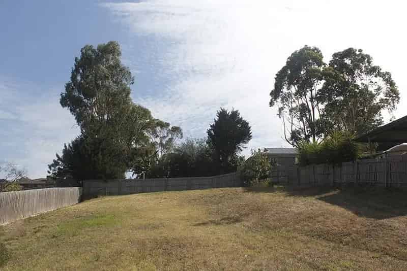 Great size allotment - 538m2 approx. - titled - all services available.