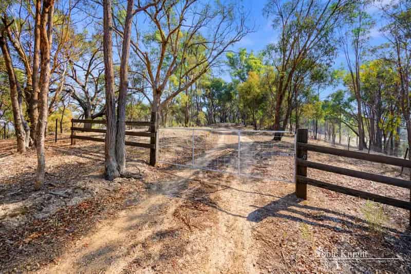 Rural property For Sale , 928, Ghin Ghin Road, Shire of Murrindindi, Victoria