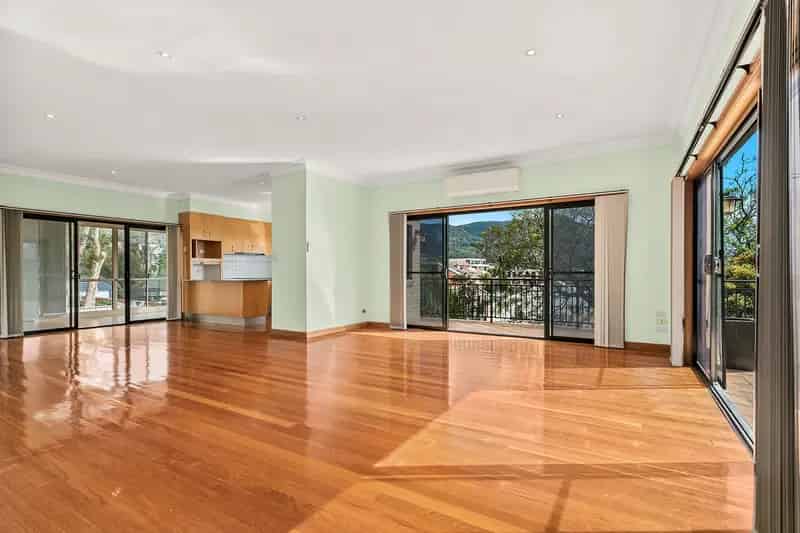 Real Estate For Lease - 18 Kembla Street - Balgownie , NSW
