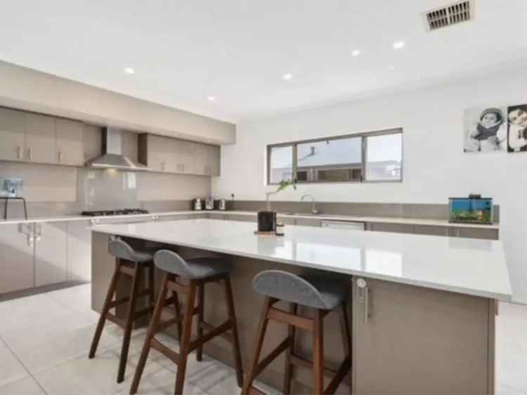 House For Sale in City Of Armadale, Western Australia