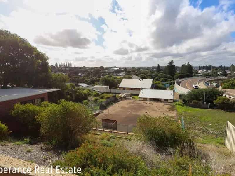 House For Sale , Esperance, Western Australia