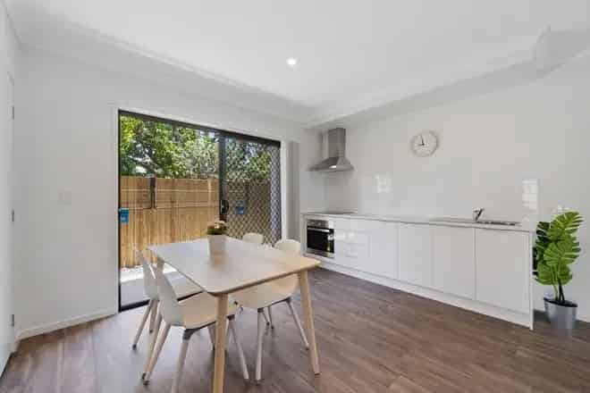Apartment For Rent , 62, Mashobra Street, City of Brisbane, Queensland