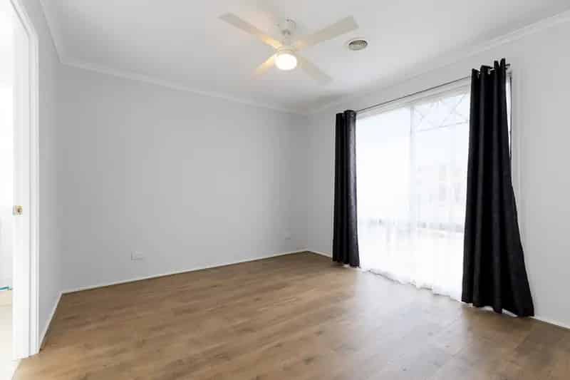 Lease Spacious Home with Alfresco in Whittlesea VIC