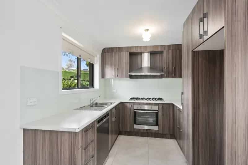Real Estate For Lease - 2 Wandevan Place - Mittagong , NSW