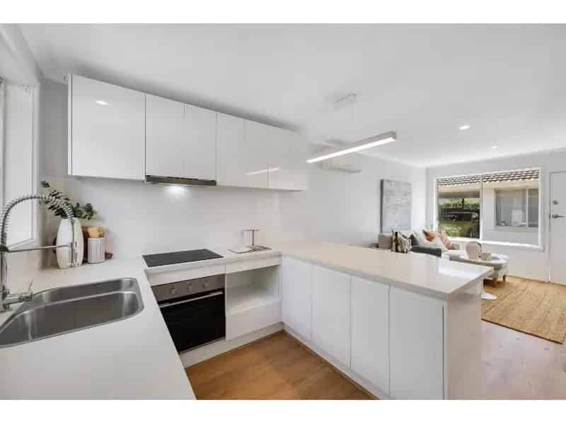 Stylish One-Bedroom Retreat Near Pakington Street