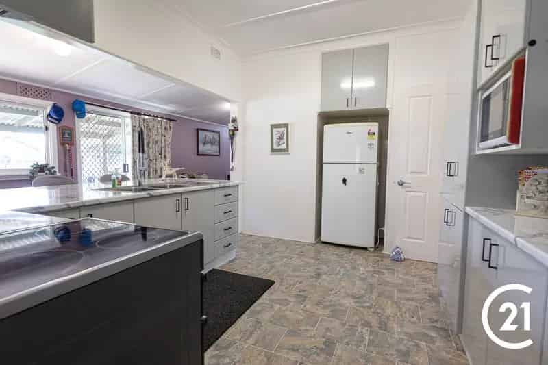 1 Thomson Street, Forbes NSW 2871 - House For Sale