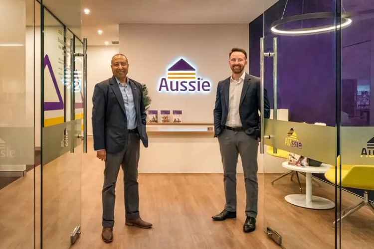 Start Your Own Aussie Store Franchise in Sunnybank QLD with Expert Support