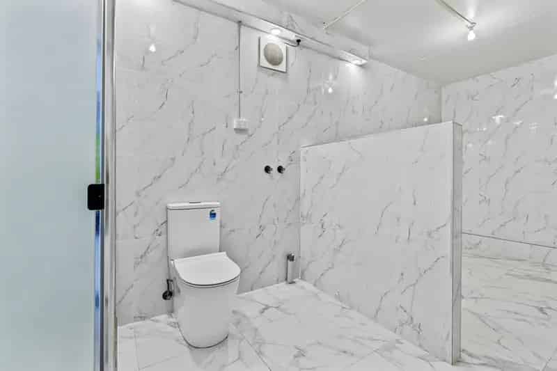 Real Estate For Lease - 9A Keighran Place - Minto , NSW