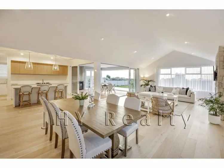 House For Sale in City Of Busselton, Western Australia