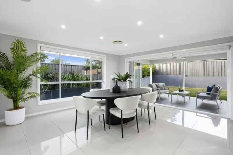 Real Estate For Sale - 5 Brooks Terrace - Kanahooka , NSW