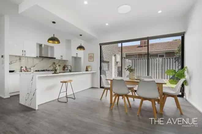 House For Sale , 11, Broome Avenue, Melbourne, Victoria