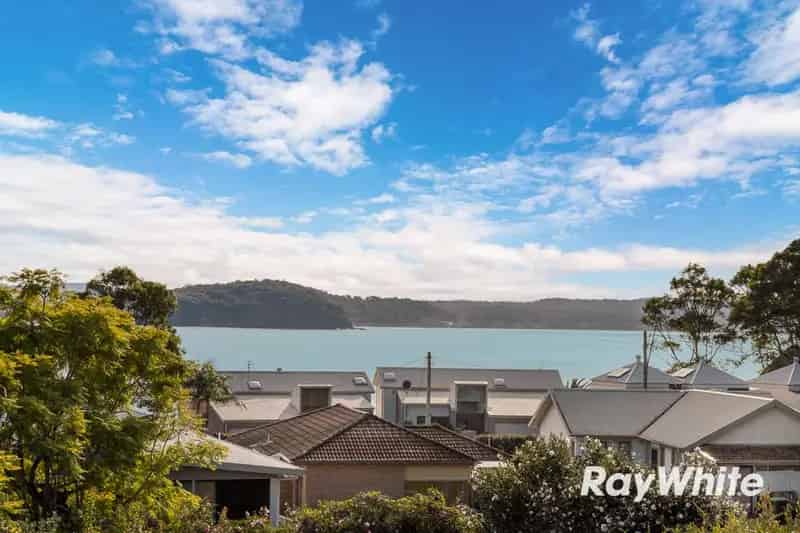 Buy house in Batemans Bay with dual living potential and stunning views