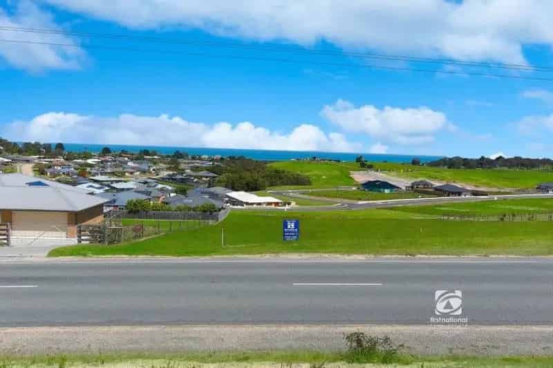 Buy Land in Lakes Entrance with Stunning Water Views and Ample Space