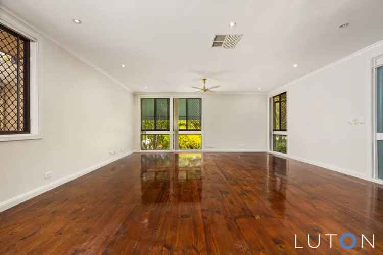 House For Rent in District of Tuggeranong, Australian Capital Territory