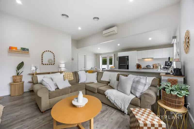 Low-Maintenance Living in Brown Hill: 4-Bedroom Weatherboard Gem