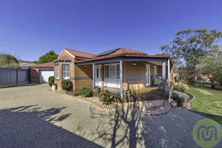 House For Rent in District of Tuggeranong, Australian Capital Territory