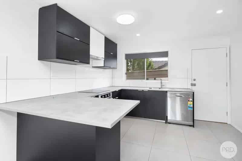 RECENTLY RENOVATED 2 BEDROOM UNIT IN CANADIAN...