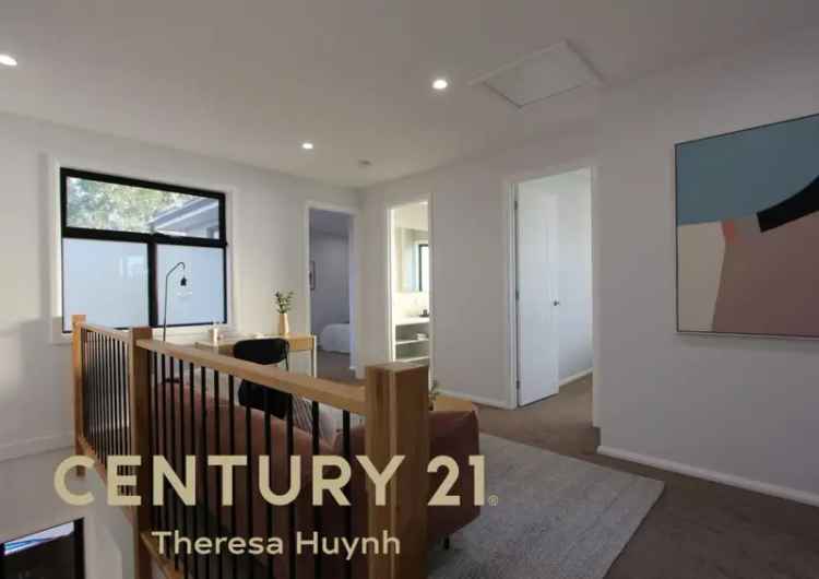 Family Townhouse 4 Bedrooms Springvale VIC