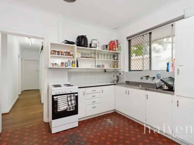 House For Sale , 39, Bert Street, City of Gosnells, Western Australia