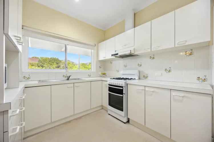 House For Sale in City of Melville, Western Australia