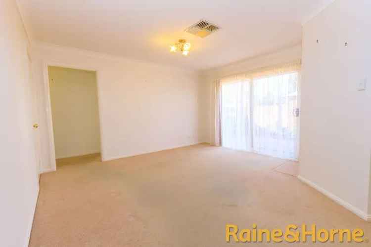 House For Rent in Dubbo, New South Wales