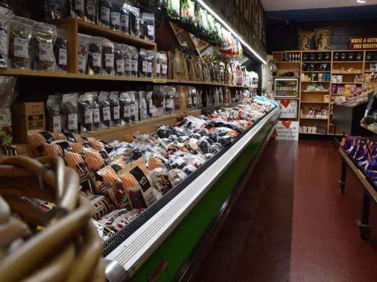 Atherton Grocery Store and 5-Acre Freehold Property For Sale