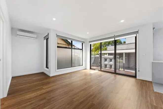 House For Rent , 97, Waverley Street, Melbourne, Victoria