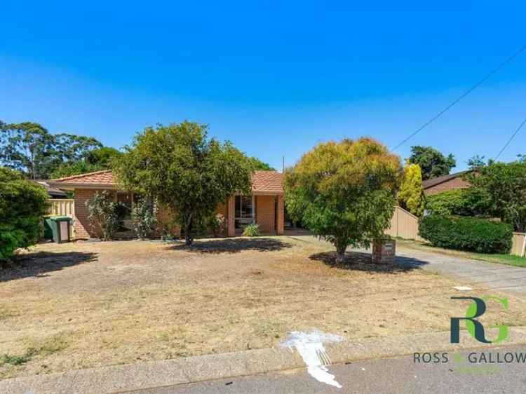 House For Sale in 11, Morgan Place, City of Cockburn, Western Australia