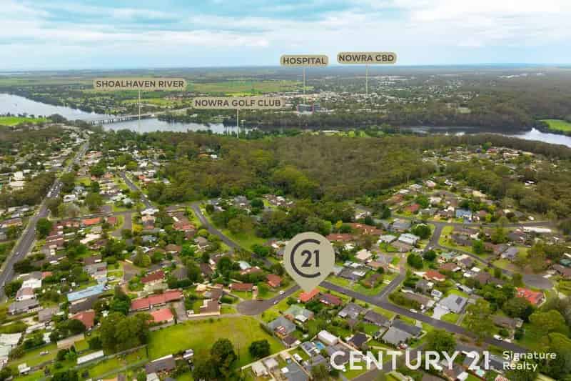 18 Peak Avenue, North Nowra NSW 2541 - House For Sale
