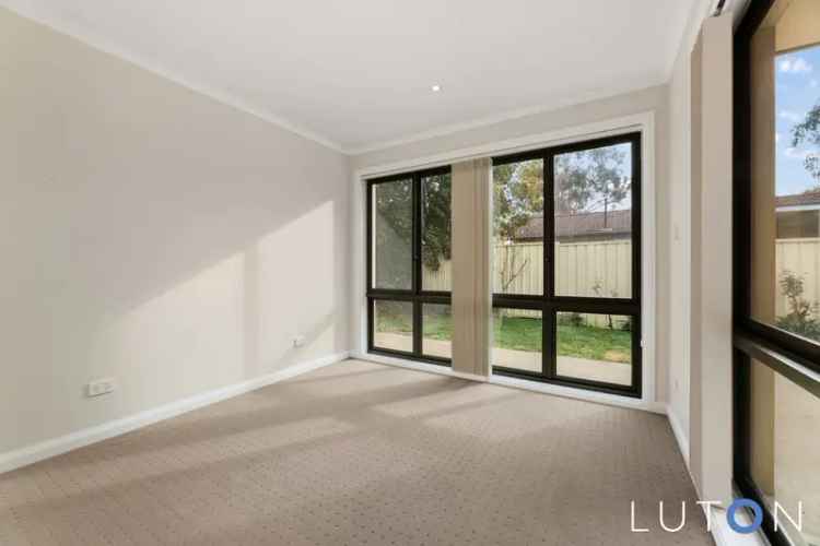 Architecturally Designed 3 Bed + Study Home in Rivett