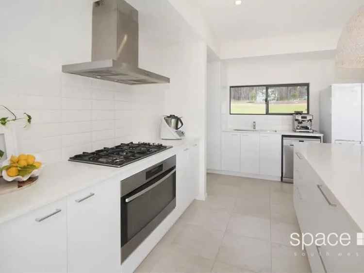 House For Sale in Shire Of Augusta Margaret River, Western Australia