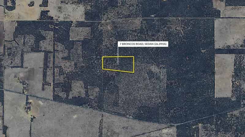 Buy Land in Sedan with 64.5 Acres Near River Murray for Lifestyle Retreat
