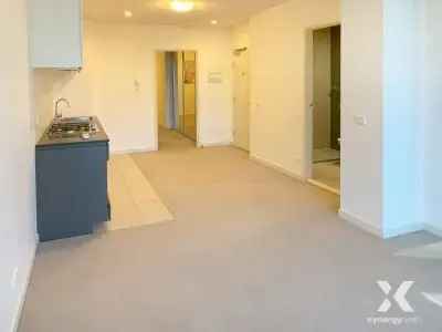 Rent 2 Rooms Apartment in Melbourne with Spacious Living