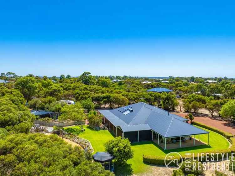 House For Sale in Shire Of Gingin, Western Australia