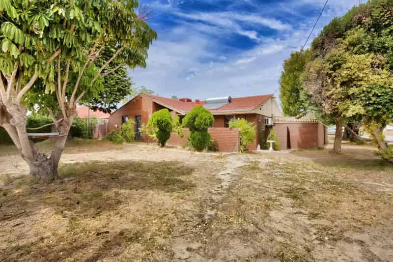 Buy house in Girrawheen with 4 bedrooms and spacious backyard