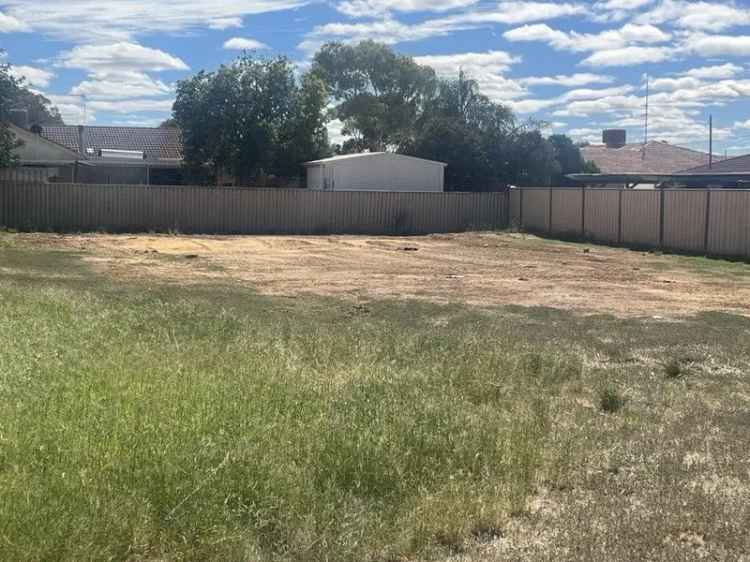 Prime 800m² Block in Merredin Build Your Dream Home!